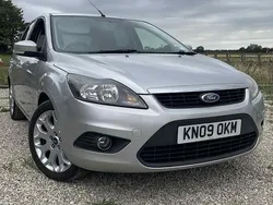 Silver Used 2009 Ford Focus Zetec Hatchback | £1,995 (Fair price)