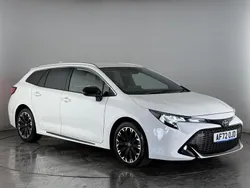 White Used 2022 Toyota Corolla Sport Estate | £19,350 (Fair price)