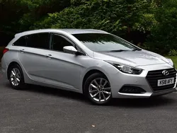 Silver Used 2018 Hyundai i40 SE Estate | £11,250 (Fair price)