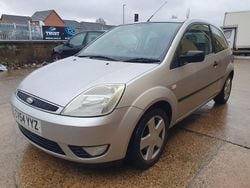 Silver Used 2004 Ford Fiesta Limited Hatchback | £900 (Super price)