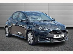 Black Used 2022 Toyota Yaris Hybrid Hatchback | £15,499 (Good price)