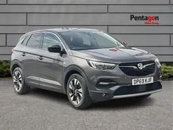 Grey Used 2019 Vauxhall Grandland X SRi SUV | £10,900 (Fair price)
