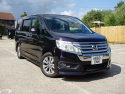 Purple Used 2013 Honda Stepwgn MPV | £9,795 (Fair price)