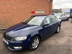 Blue Used 2014 Skoda Octavia SE Hatchback | £4,495 (Fair price)
