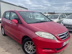 Red Used 2005 Honda FR-V SE MPV | £995
