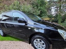 Black Used 2010 Kia Sedona MPV | £5,495