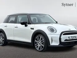 White Used 2023 Mini Cooper Exclusive Hatchback | £21,000 (Fair price)