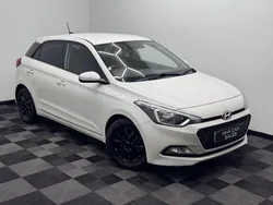 White Used 2018 Hyundai i20 SE Hatchback | £6,250 (Fair price)