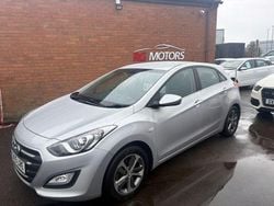 Silver Used 2015 Hyundai i30 SE Hatchback | £5,495 (Good price)