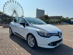 White Used 2015 Renault Clio IV Dynamique Hatchback | £4,195 (Good price)