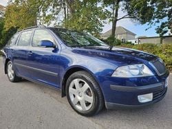 Blue Used 2006 Skoda Octavia Elegance Estate | £695 (Super price)