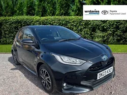 Black Used 2023 Toyota Yaris Hybrid Design Hatchback | £16,995 (Fair price)