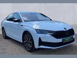 Moon white Used 2025 Skoda Octavia SportLine Hatchback | £28,325