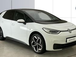 White Used 2022 VW ID.3 Pro Hatchback | £22,786 (Expensive)