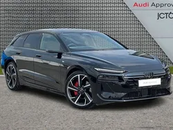 Black New 2025 Audi e-tron Comfort SUV | £74,679 (Super price)