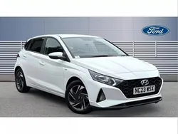 White Used 2023 Hyundai i20 SE Hatchback | £13,909 (Fair price)