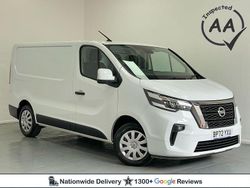 White Used 2023 Nissan Primastar Acenta MPV | £15,950 (Good price)