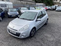 Silver Used 2010 Renault Clio II Expression Hatchback | £1,495 (Fair price)