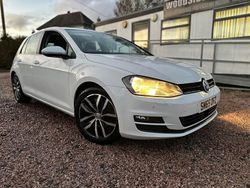 White Used 2016 VW Golf VII Edition Hatchback | £7,995 (Fair price)