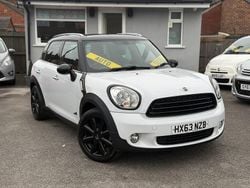 White Used 2013 Mini Cooper D Countryman SUV | £6,450 (Fair price)
