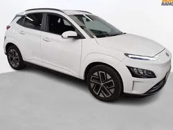Used 2021 Hyundai Kona Premium SUV | £14,295 (Fair price)