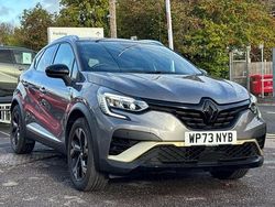 Oyster grey with diamond black roof Used 2023 Renault Captur Engineered SUV | £19,008 (Fair price)