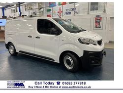 White Used 2019 Peugeot Expert Van | £8,570 (Fair price)