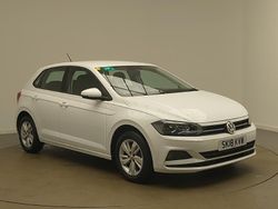 White Used 2018 VW Polo SE Hatchback | £10,498 (Fair price)
