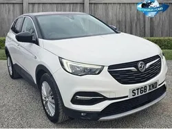 White Used 2019 Vauxhall Grandland X Sport SUV | £9,893 (Fair price)