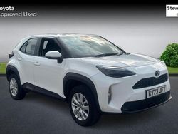 Used 2025 Toyota Yaris Hybrid Estate | £19,018 (Super price)