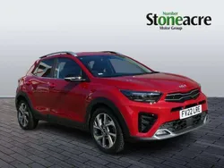 Red Used 2022 Kia Stonic 4 SUV | £14,250 (Good price)