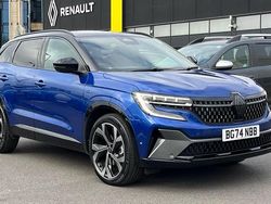 Twotone metallic iron blue with diamond black roof Used 2024 Renault Austral Iconic Esprit Alpine SUV | £27,632 (Fair price)