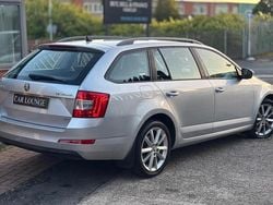 Silver Used 2014 Skoda Octavia Elegance Estate | £3,995 (Good price)