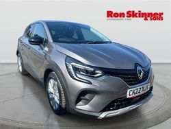 Grey Used 2022 Renault Captur Iconic SUV | £16,299 (Fair price)