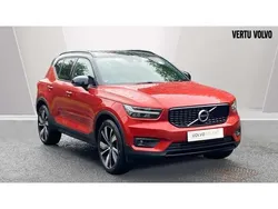 Red Used 2022 Volvo XC40 R-Design Pro SUV | £27,693 (A bit pricey)
