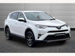 White Used 2018 Toyota RAV4 Hybrid Design SUV | £19,995 (Fair price)