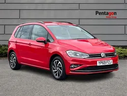 Red Used 2019 VW Golf Sportsvan Edition MPV | £14,857 (Fair price)