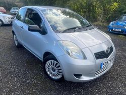 Silver Used 2007 Toyota Yaris T2 Hatchback | £1,375 (Fair price)