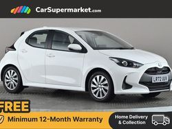 White Used 2022 Toyota Yaris Hatchback | £15,997 (Good price)