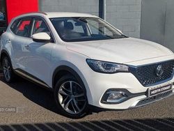 White Used 2023 MG HS Excite SUV | £13,990 (A bit pricey)