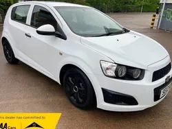 White Used 2012 Chevrolet Aveo LS Hatchback | £2,995