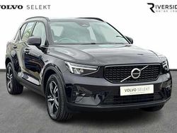 Onyx black Used 2022 Volvo XC40 Plus SUV | £26,195 (Good price)