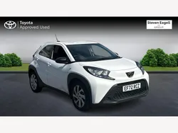 White Used 2022 Toyota Aygo PURE Hatchback | £11,728 (Fair price)