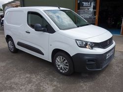 White Used 2020 Peugeot Partner MPV | £7,995 (Fair price)