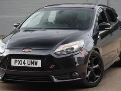 Black Used 2014 Ford Focus ST Hatchback | £7,499 (Fair price)