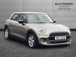 Silver Used 2020 Mini Cooper Classic Hatchback | £10,995 (Fair price)