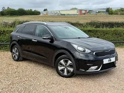 Black Used 2016 Kia Niro 2 SUV | £12,726 (A bit pricey)