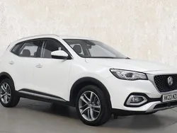 White Used 2022 MG HS Excite SUV | £15,990 (Fair price)