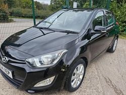 Black Used 2014 Hyundai i20 Active Hatchback | £4,995 (Good price)