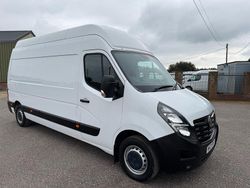 White Used 2021 Vauxhall Movano Van | £9,995 (A bit pricey)